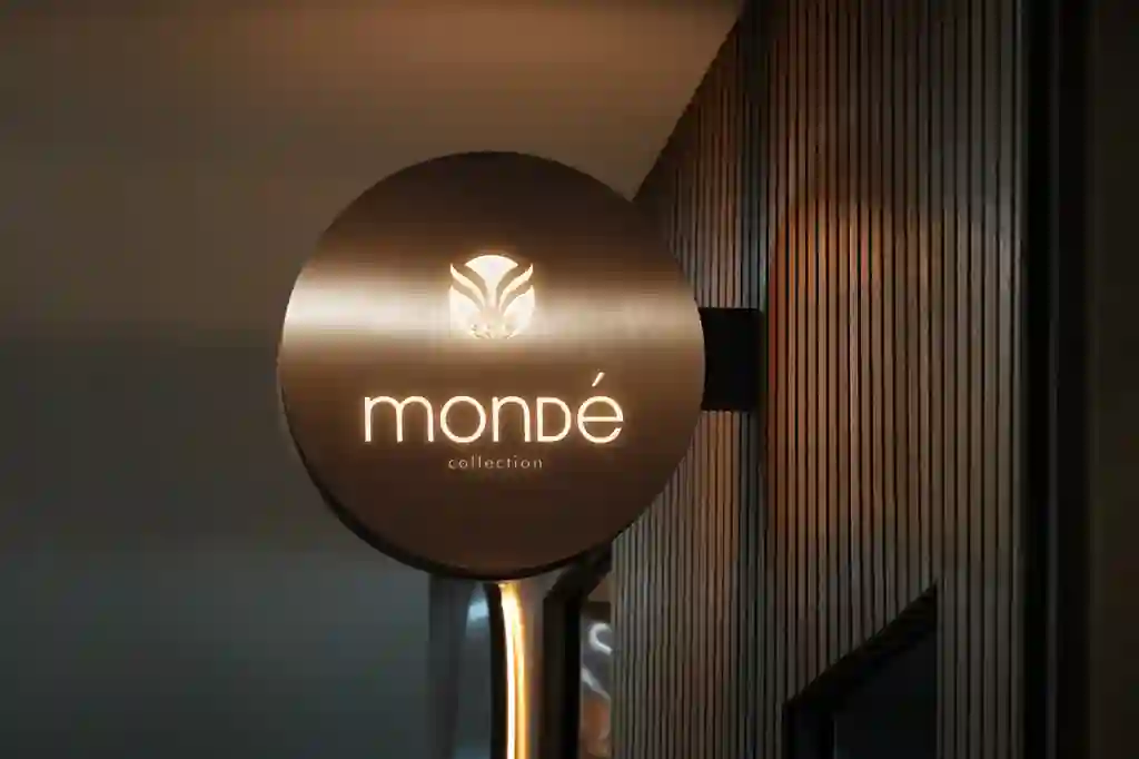 MONDE - kosmetika, tekstil va boshqa sohalarga judayam mos keladi (Brendbook bonus)